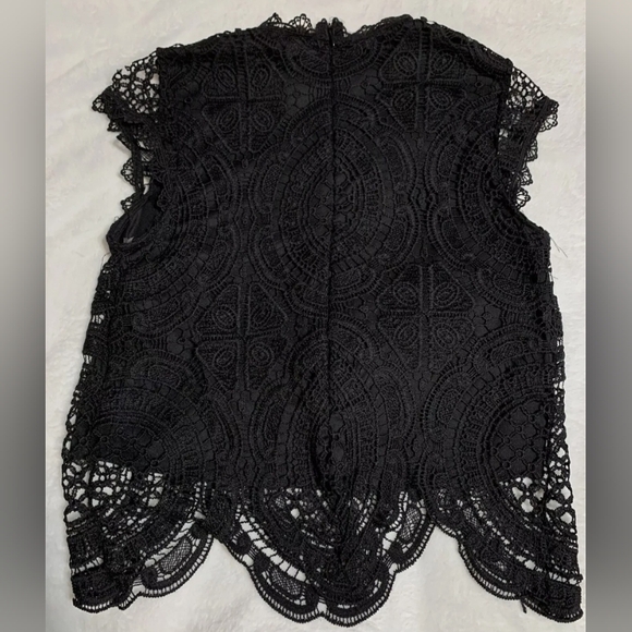 Crochet Top Lace Blouse Women's Rebellion Size Medium Black NWOT - Picture 2 of 8